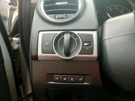 CHEVROLET Captiva Sport 2.4 16V SFI ECOTEC AUTOMÁTICO, Foto 11 CHEVROLET Captiva Sport 2.4 16V SFI ECOTEC AUTOMÁTICO, Foto 11