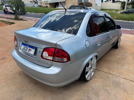 CHEVROLET Classic Sedan 1.0 4P, Foto 7 CHEVROLET Classic Sedan 1.0 4P, Foto 7