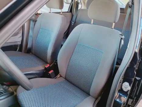 CHEVROLET Classic Sedan 1.0 4P VHCE FLEX LS, Foto 4