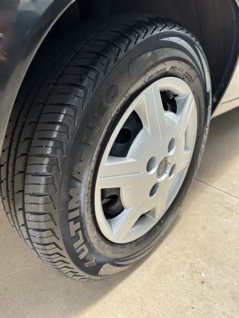 CHEVROLET Classic Sedan 1.0 4P VHCE FLEX LS, Foto 5