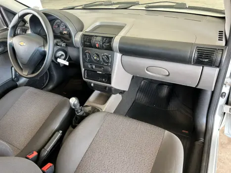 CHEVROLET Classic Sedan 1.0 4P VHCE FLEX LS, Foto 17