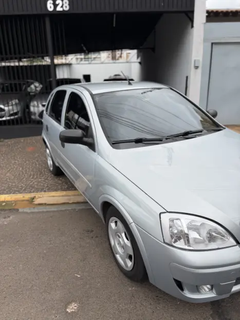 CHEVROLET Corsa Hatch 1.0 4P MAXX, Foto 3