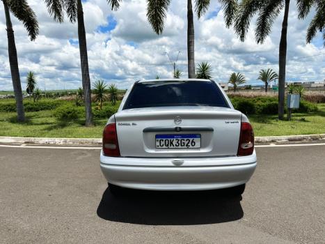 CHEVROLET Corsa Sedan 1.6 GL 4P, Foto 7