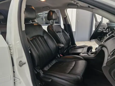 CHEVROLET Cruze Hatch 1.8 16V 4P LT SPORT6 FLEX AUTOMTICO, Foto 14