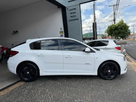 CHEVROLET Cruze Hatch 1.8 16V 4P LT SPORT6 FLEX AUTOM�TICO, Foto 8