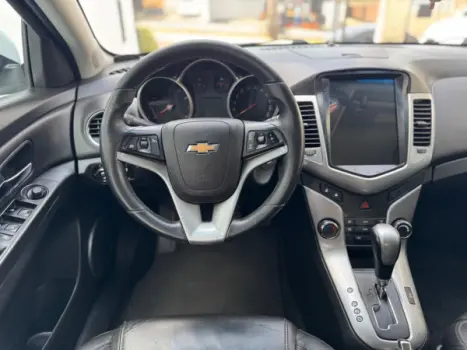 CHEVROLET Cruze Hatch 1.8 16V 4P LT SPORT6 FLEX AUTOMTICO, Foto 9