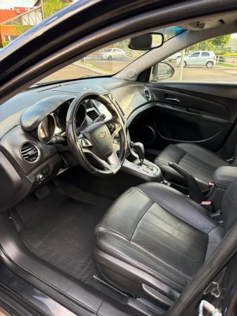 CHEVROLET Cruze Hatch 1.4 16V 4P LT SPORT6 TURBO FLEX AUTOM�TICO, Foto 7