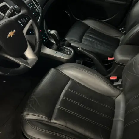 CHEVROLET Cruze Hatch 1.8 16V 4P LT SPORT6 FLEX AUTOM�TICO, Foto 5