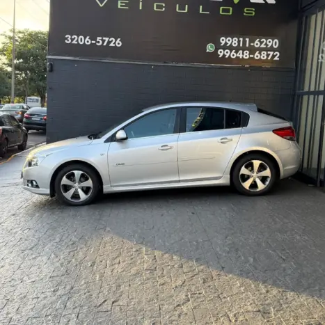 CHEVROLET Cruze Hatch 1.8 16V 4P LT SPORT6 FLEX AUTOM�TICO, Foto 3
