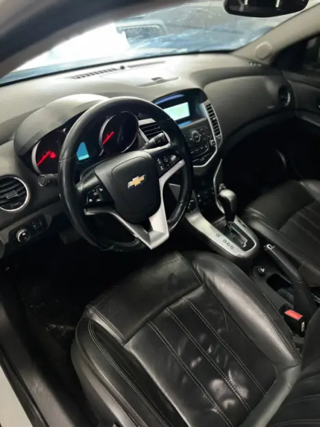 CHEVROLET Cruze Hatch 1.8 16V 4P LT SPORT6 FLEX AUTOM�TICO, Foto 13