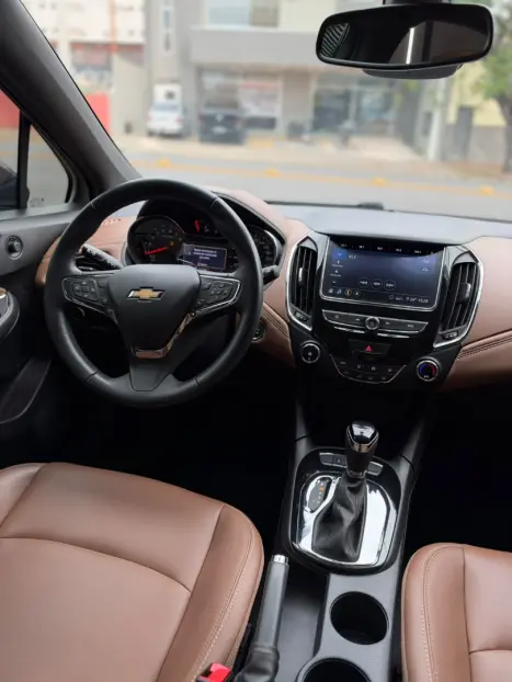 CHEVROLET Cruze Hatch 1.4 16V 4P LT TURBO FLEX AUTOMÁTICO, Foto 16