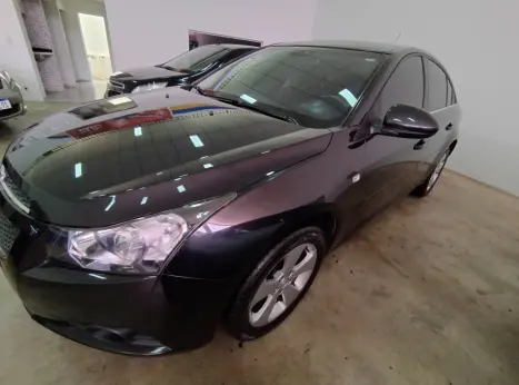 CHEVROLET Cruze Sedan 1.8 16V 4P LT ECOTEC FLEX AUTOMÁTICO, Foto 4 CHEVROLET Cruze Sedan 1.8 16V 4P LT ECOTEC FLEX AUTOMÁTICO, Foto 4