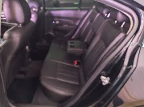 CHEVROLET Cruze Sedan 1.8 16V 4P LT ECOTEC FLEX AUTOMÁTICO, Foto 8 CHEVROLET Cruze Sedan 1.8 16V 4P LT ECOTEC FLEX AUTOMÁTICO, Foto 8