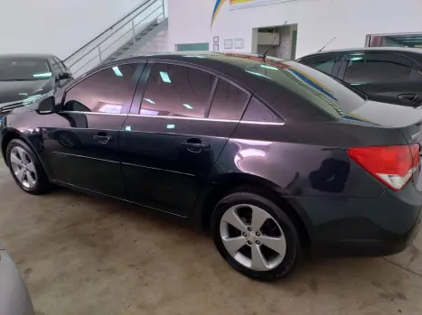 CHEVROLET Cruze Sedan 1.8 16V 4P LT ECOTEC FLEX AUTOMÁTICO, Foto 2 CHEVROLET Cruze Sedan 1.8 16V 4P LT ECOTEC FLEX AUTOMÁTICO, Foto 2