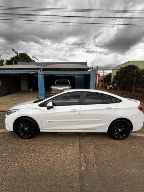 CHEVROLET Cruze Sedan 1.4 16V 4P LT FLEX TURBO AUTOMÁTICO, Foto 3 CHEVROLET Cruze Sedan 1.4 16V 4P LT FLEX TURBO AUTOMÁTICO, Foto 3