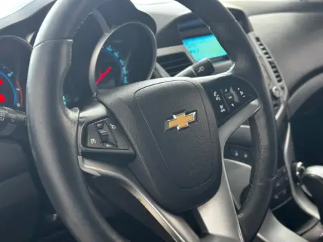CHEVROLET Cruze Sedan 1.8 16V 4P LT ECOTEC FLEX AUTOM�TICO, Foto 4