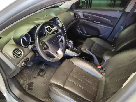 CHEVROLET Cruze Sedan 1.8 16V 4P LT ECOTEC FLEX AUTOM�TICO, Foto 8