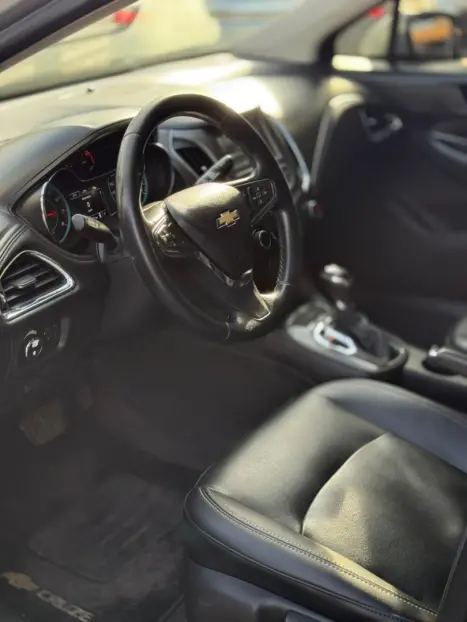 CHEVROLET Cruze Sedan 1.4 16V 4P LT FLEX TURBO AUTOM�TICO, Foto 16