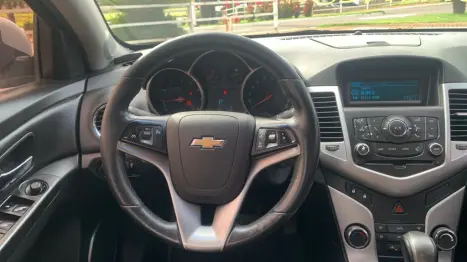 CHEVROLET Cruze Sedan 1.8 16V 4P LT ECOTEC FLEX AUTOM�TICO, Foto 13