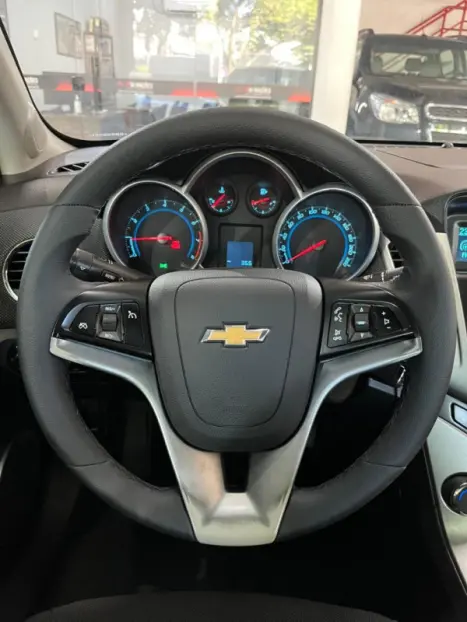 CHEVROLET Cruze Sedan 1.8 16V 4P LT ECOTEC FLEX, Foto 8