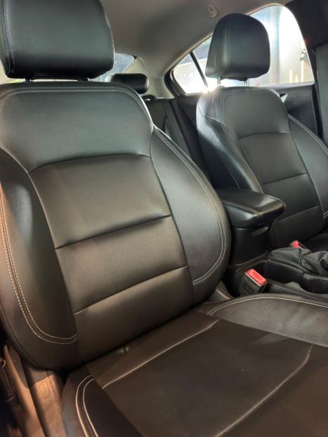 CHEVROLET Cruze Sedan 1.4 16V 4P LT FLEX TURBO AUTOM�TICO, Foto 19