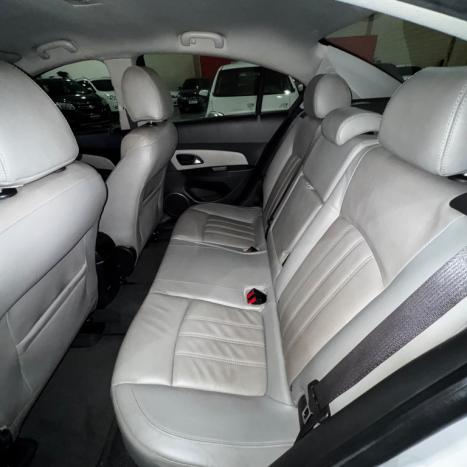 CHEVROLET Cruze Sedan 1.8 16V 4P LTZ ECOTEC FLEX AUTOM�TICO, Foto 9