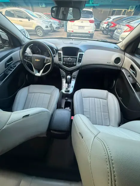 CHEVROLET Cruze Sedan 1.8 16V 4P LTZ ECOTEC FLEX AUTOM�TICO, Foto 7
