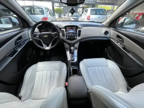 CHEVROLET Cruze Sedan 1.8 16V 4P LTZ ECOTEC FLEX AUTOM�TICO, Foto 9