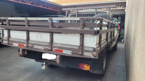 CHEVROLET D10 4.0 DIESEL CUSTOM DE LUXE CABINE SIMPLES, Foto 4