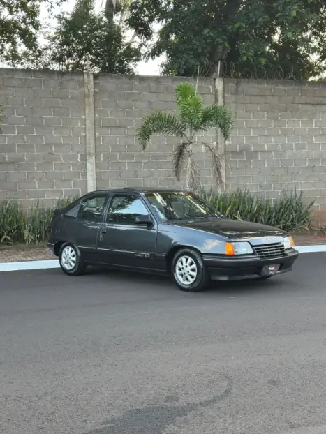 CHEVROLET Kadett 1.8 SL/E, Foto 2