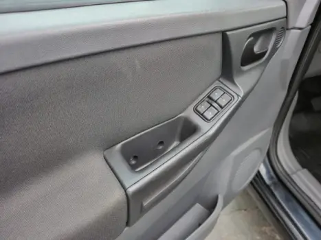 CHEVROLET Meriva 1.8 4P FLEX EXPRESSION EASYTRONIC AUTOMATIZADO, Foto 12