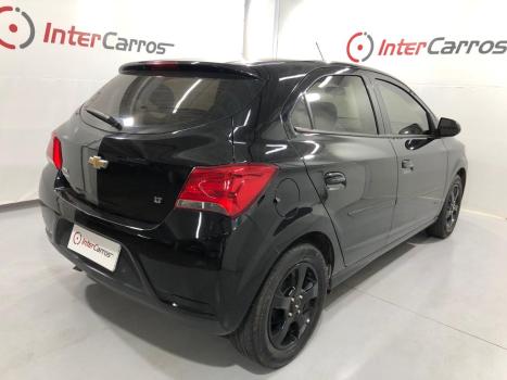 CHEVROLET Onix Hatch 1.4 4P FLEX LT, Foto 4