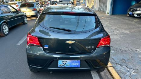 CHEVROLET Onix Hatch 1.0 4P FLEX LT, Foto 8 CHEVROLET Onix Hatch 1.0 4P FLEX LT, Foto 8
