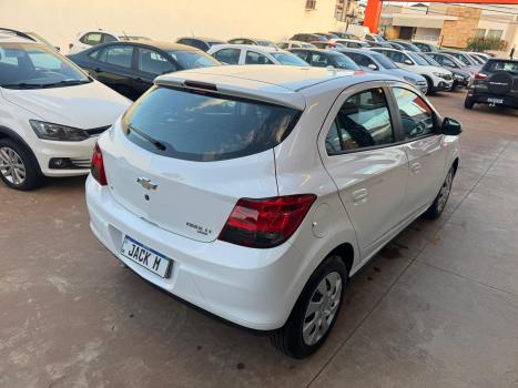 CHEVROLET Onix Hatch 1.4 4P FLEX LT, Foto 8