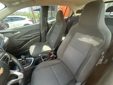 CHEVROLET Onix Hatch 1.0 4P FLEX LT, Foto 14 CHEVROLET Onix Hatch 1.0 4P FLEX LT, Foto 14