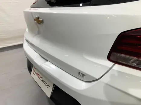 CHEVROLET Onix Hatch 1.0 4P FLEX LT, Foto 4 CHEVROLET Onix Hatch 1.0 4P FLEX LT, Foto 4