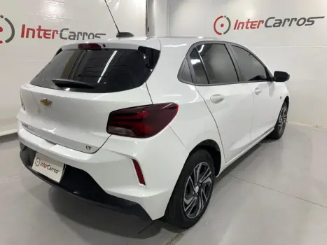 CHEVROLET Onix Hatch 1.0 4P FLEX LT, Foto 10 CHEVROLET Onix Hatch 1.0 4P FLEX LT, Foto 10