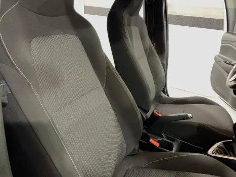 CHEVROLET Onix Hatch 1.0 4P FLEX LT, Foto 18 CHEVROLET Onix Hatch 1.0 4P FLEX LT, Foto 18