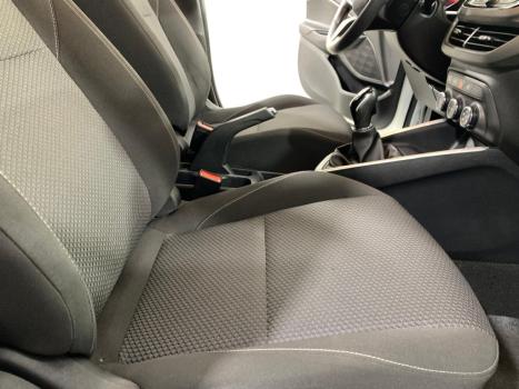 CHEVROLET Onix Hatch 1.0 4P FLEX LT, Foto 19 CHEVROLET Onix Hatch 1.0 4P FLEX LT, Foto 19