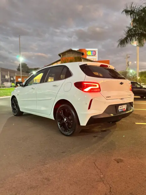 CHEVROLET Onix Hatch 1.0 12V 4P FLEX PREMIER 2 TURBO AUTOMÁTICO, Foto 9 CHEVROLET Onix Hatch 1.0 12V 4P FLEX PREMIER 2 TURBO AUTOMÁTICO, Foto 9