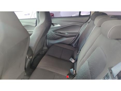 CHEVROLET Onix Hatch 1.0 4P FLEX LTZ TURBO AUTOMÁTICO, Foto 10 CHEVROLET Onix Hatch 1.0 4P FLEX LTZ TURBO AUTOMÁTICO, Foto 10