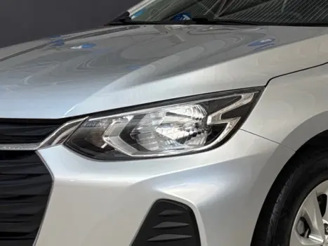 CHEVROLET Onix Hatch 1.0 4P FLEX LT, Foto 2 CHEVROLET Onix Hatch 1.0 4P FLEX LT, Foto 2