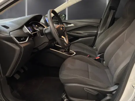 CHEVROLET Onix Hatch 1.0 4P FLEX LT, Foto 7 CHEVROLET Onix Hatch 1.0 4P FLEX LT, Foto 7