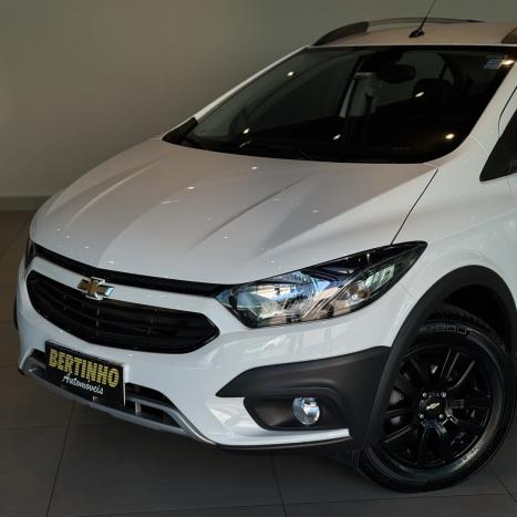 CHEVROLET Onix Hatch , Foto 2 CHEVROLET Onix Hatch , Foto 2