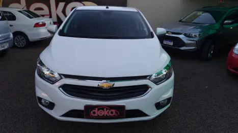 CHEVROLET Onix Hatch 1.4 4P FLEX LTZ, Foto 3 CHEVROLET Onix Hatch 1.4 4P FLEX LTZ, Foto 3