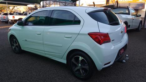 CHEVROLET Onix Hatch 1.4 4P FLEX LTZ, Foto 7 CHEVROLET Onix Hatch 1.4 4P FLEX LTZ, Foto 7