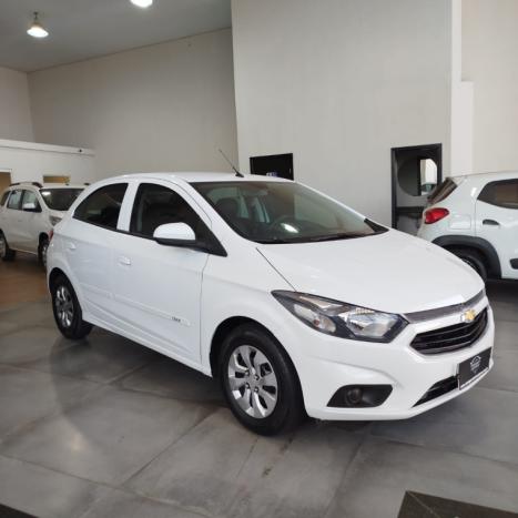 CHEVROLET Onix Hatch 1.0 4P FLEX LT, Foto 6 CHEVROLET Onix Hatch 1.0 4P FLEX LT, Foto 6