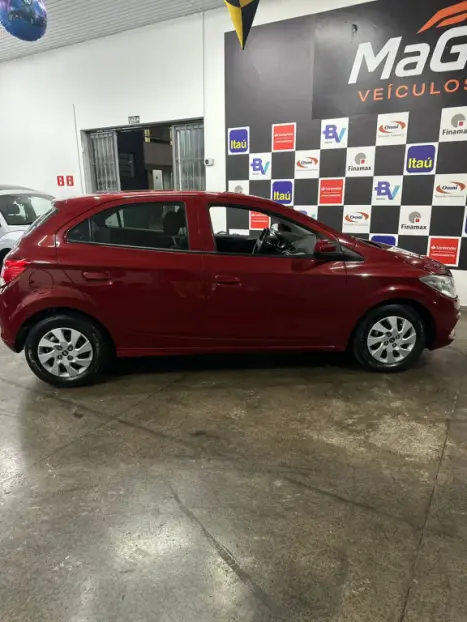 CHEVROLET Onix Hatch 1.0 4P FLEX LS, Foto 3