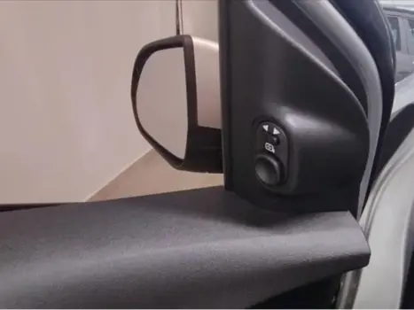 CHEVROLET Onix Hatch 1.4 4P FLEX LTZ, Foto 12