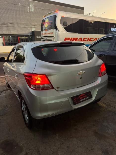 CHEVROLET Onix Hatch 1.0 4P FLEX LT, Foto 15